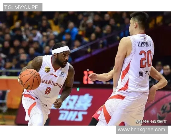 重庆足球队在选拔赛中以85分稳居积分榜首位展现强劲实力