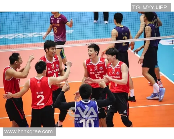 上海排球队荣登排球实力排行榜首位引领全国风潮 上海排球队荣登排球实力排行榜首位引领全国风潮