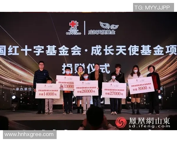 足球明星积极参与公益活动传递爱心与希望的故事 足球明星积极参与公益活动传递爱心与希望的故事